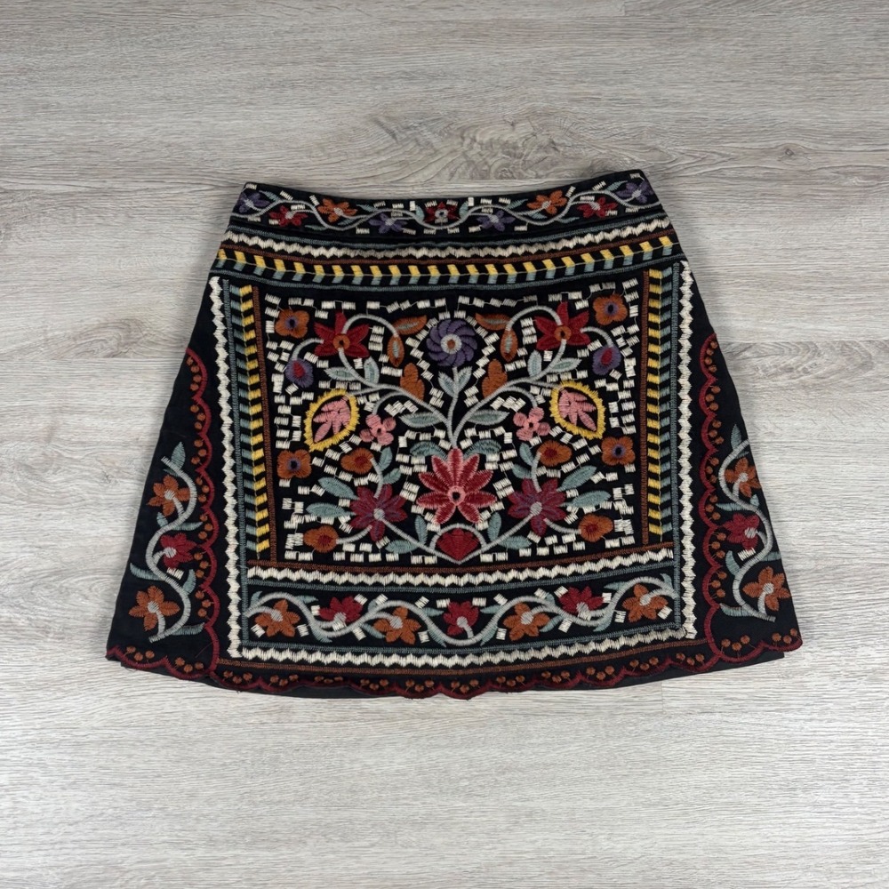Miami Mini Skirt Womens M Black Embroidered Floral Boho Whimsygoth IMS2375FR